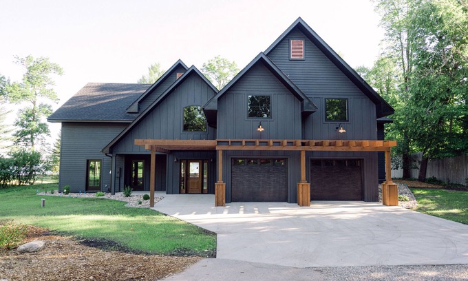 Brainerd House | Exceptional Brainerd Sandy Beach Lake Cabin with Pool & Spa