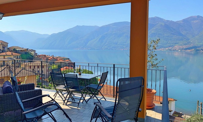 Lezzeno Apartment | Luxury Apartment with Lake View near Bellagio - 10/10 Rated