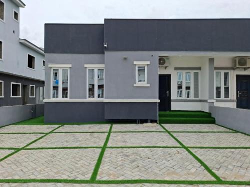 Epetu Apartment | Luxury Bungalow in Ibeju Lekki