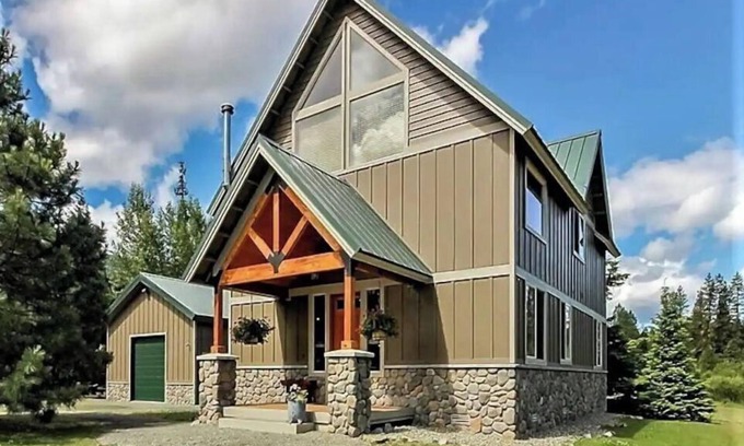 Cle Elum House | Scenic Cabin Retreat near Nature and Dining - Guest Rated 9.8