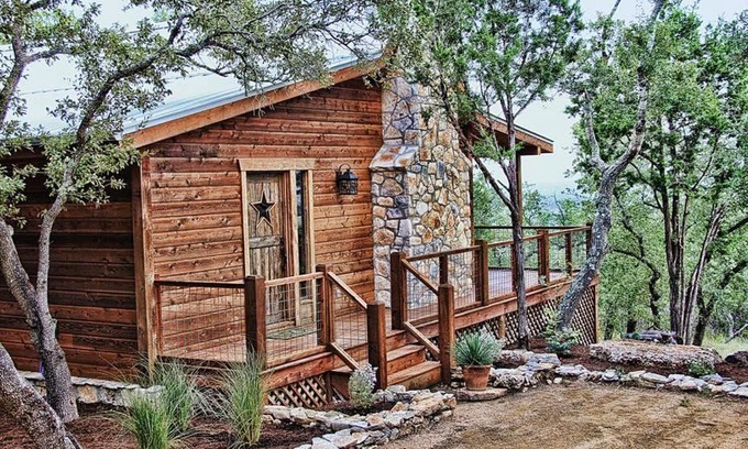 Wimberley House | Cozy Cabins at Stony Ridge - Rated 9.3/10 for Families
