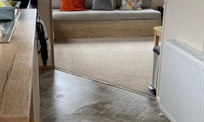 Hamworthy House | Sea View Caravan: Pet Friendly & Guest Rated 10/10