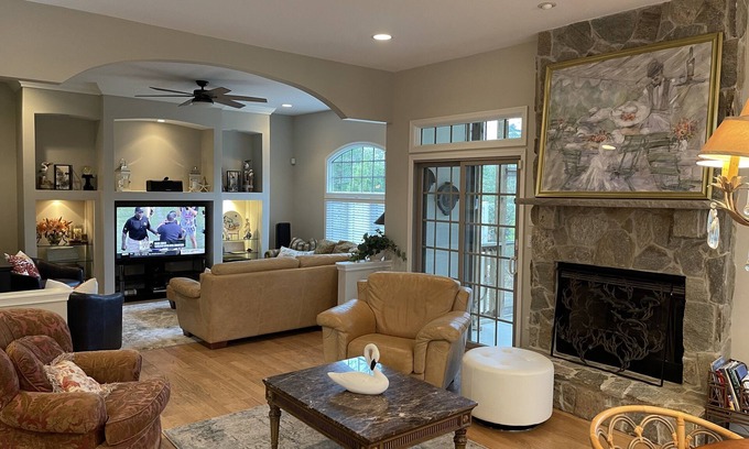 Canal Corkran House | Exquisite 4-Bed Carriage House Near Downtown Rehoboth
