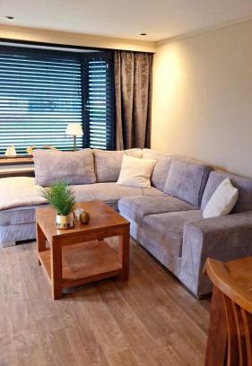 Anloo Apartment | luxury chalet by the forest!