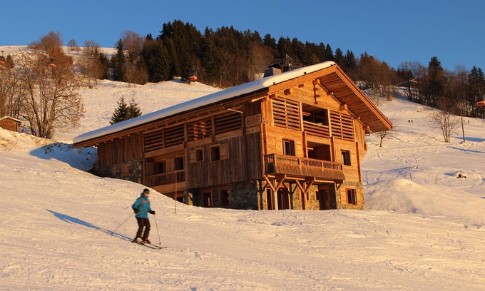 Le Grand-Bornand Ski Chalet | Exclusive Chalet with Pool, Sauna & 10/10 Guest Rating