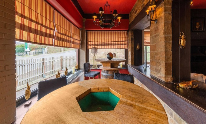 Sart-lez-Spa House | Elegant Chalet in Jalhay with Private Sauna & Spa Amenities
