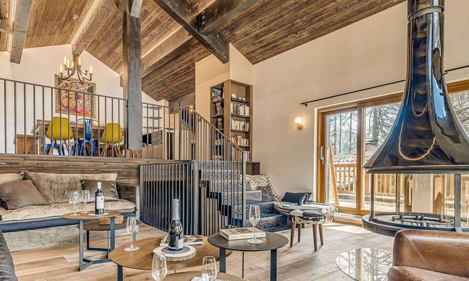 Les Brevieres Ski Chalet | Luxury Chalet with 6 Suites, Pool, Jacuzzi, and Sauna - Tignes