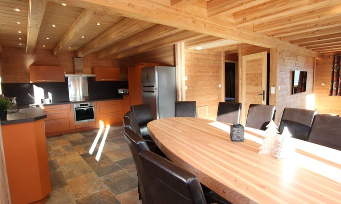 La Toussuire Ski Chalet | Discover Chalet La Toussuire: Family-Friendly Retreat