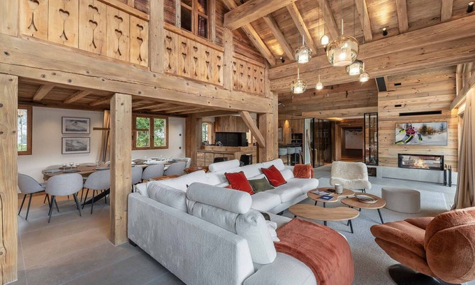 Meribel Village Ski Chalet | Inviting Chalet Méribel: 6 Bedrooms with Spa & Hot Tub