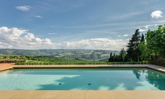 Panzano in Chianti Apartment | Elegant Chianti Retreat for Four in Panzano