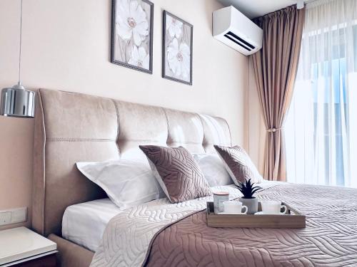 Plovdiv Apartment | Stylish City Center Apartment with Free Parking & Family Perks