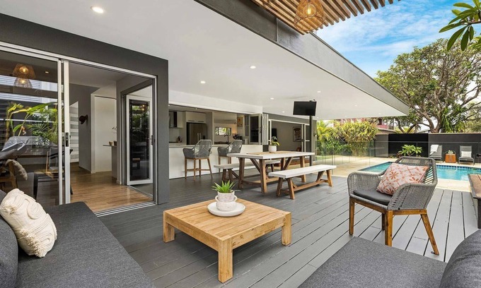 Casuarina Apartment | Coastal Retreat with Pool and Ocean Views, Steps from Beach