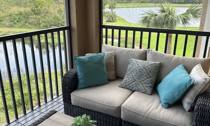 Bradenton Condo | Waterfront Condo with Resort Amenities and 10/10 Guest Rating