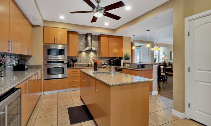 Daytona Beach Condo | Seaside Condo with Breathtaking Sunset Riverview