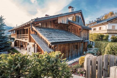 Cortina d'Ampezzo House | Elegant Cortina: Family-Friendly Retreat with High Ratings