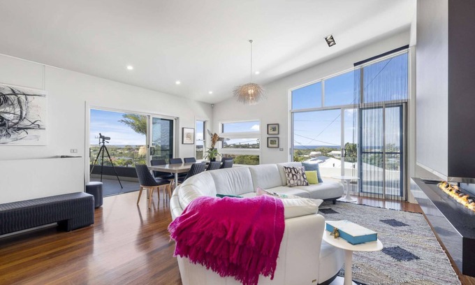 Arrawarra Headland House | Indulge in Dreams with Oceanfront Views and Saltwater Pool