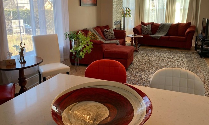 Saint-Sauveur House | Luxury & Coziness Close to the Heart of the Village & not far from the Mountains