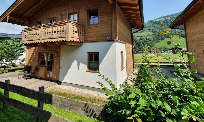Niedernsill Ski Chalet | Luxury detached chalet with infrared sauna near Kaprun