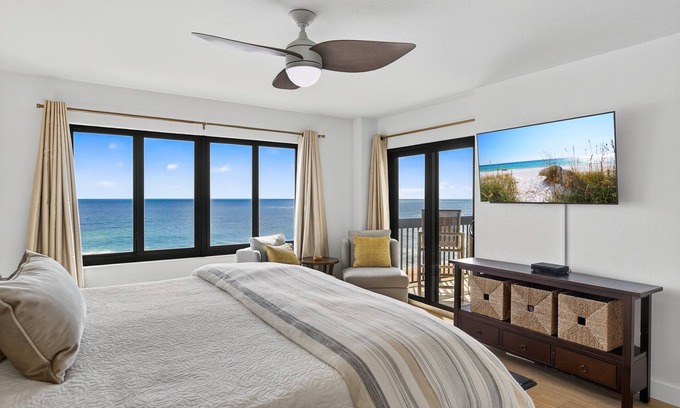 Ormond-by-the-Sea Condo | Oceanfront Condo with Balcony & Pool - Rated 10/10 by Guests