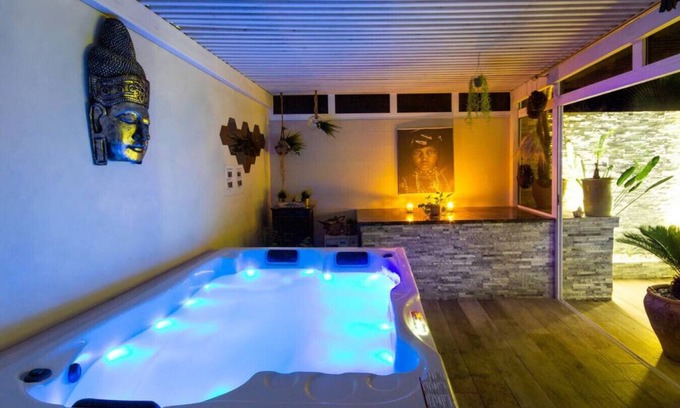 Gueliz Apartment | Indulgent Duplex with Private Jacuzzi in Center Hivernage