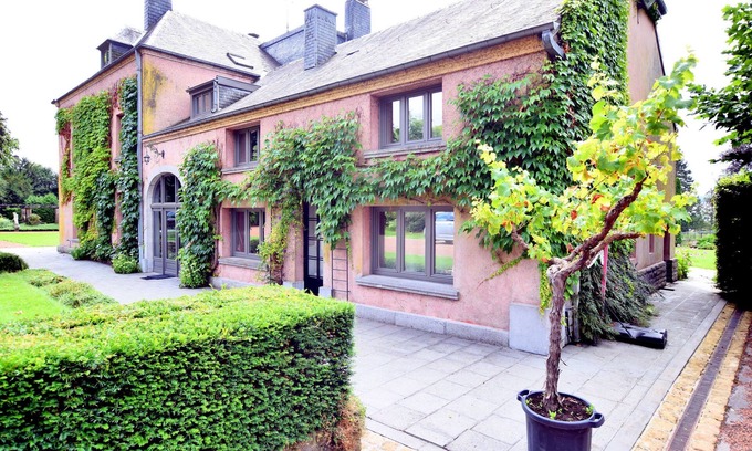 Jamoigne Other | Elegant Castle Retreat with Hot Tub in Belgium