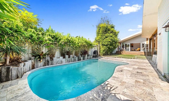 Patonga House | Beachfront Family Retreat with Heated Pool & Ocean Views