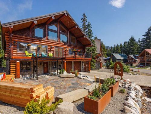 Snoqualmie Pass House | Family-Friendly Cabin Retreat at Summit West - Pet Welcoming