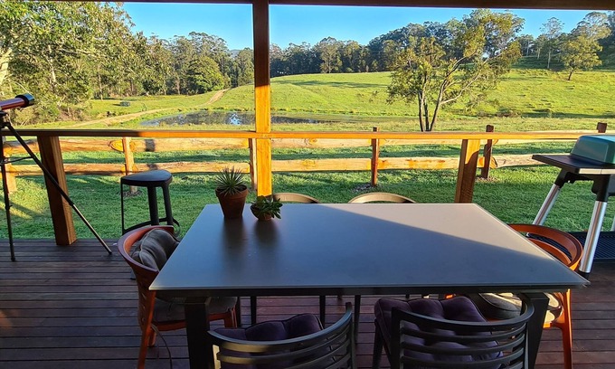 Collombatti House | Pet-Friendly Farmstay with Breathtaking District Views