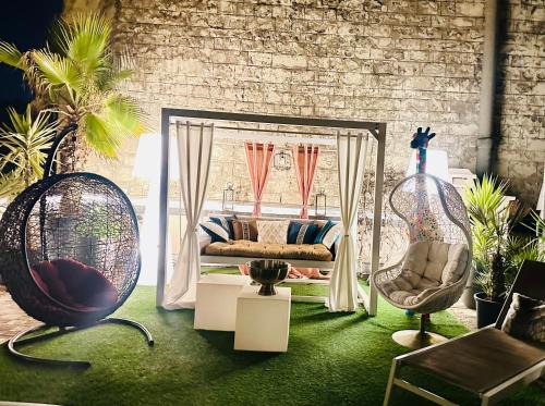 Clignancourt Apartment | Elegant Paris Flat with Private Rooftop & Ocean View
