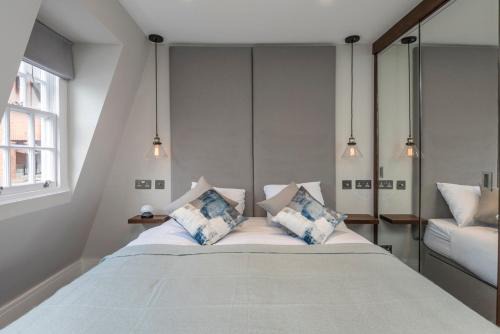Bryanston and Dorset Square Apartment | Elegant Georgian Retreat in Marylebone with Family-Friendly Amenities