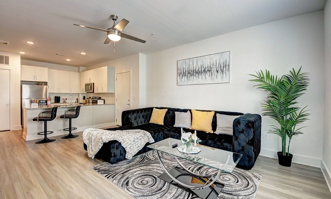 Chosewood Park Apartment | Tranquil Escape with Pool, Gym, Balcony & Netflix