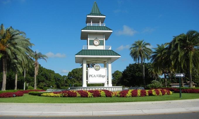 Port Saint Lucie House | Exceptional Golf Villa Near PGA Club with Pool Access