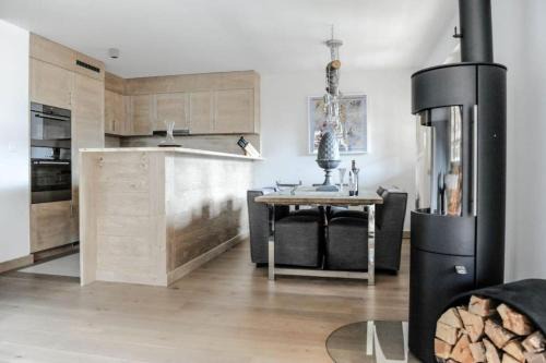 Grimentz Apartment | Elegant Grimentz Apartment - Child-Friendly Retreat, 8.9/10
