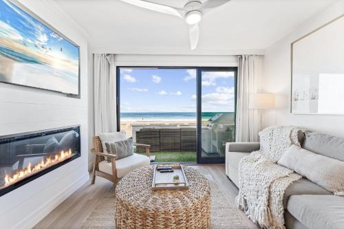 Mission Beach House | Cozy Ground N Oceanfront Retreat with Patio Lounge