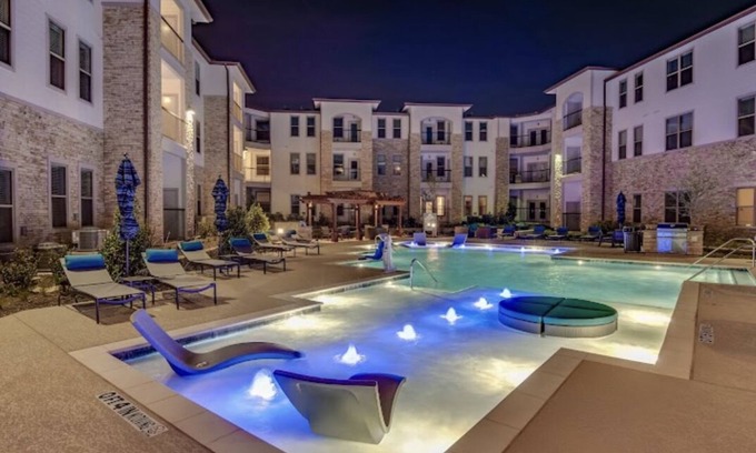Fort Worth House | Tranquil Hideaway in Ft. Worth with Private Pool & Pets