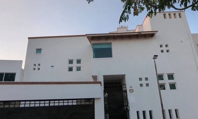 Queretaro House | Luxury Home with Pool, Gym & EV Charger – Prime Location in Querétaro