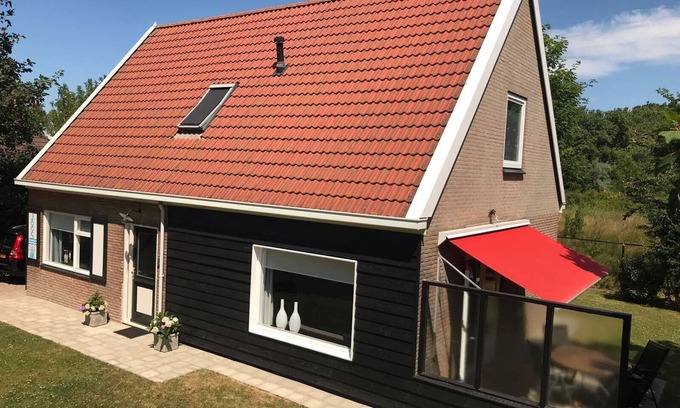 Westkapelle House | Exceptional Beachside Holiday Home with Ocean View
