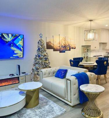 Southwest Calgary Villa | Elegant Villa Retreat with 3 Bedrooms and Family-Friendly Touches
