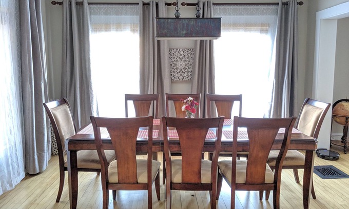 Whittier House | Elegant Home in Uptown with Guest Rating of 9.8/10