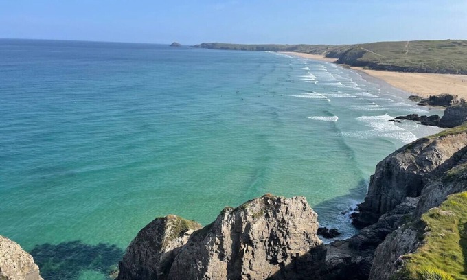 Perranporth House | Elegant Home Steps from Surf Beach & Dining Options