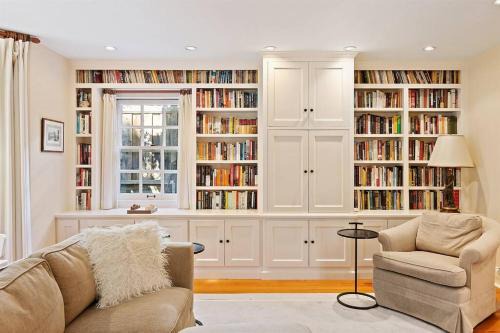 College Terrace House | Elegant Home Steps from Stanford University for Families