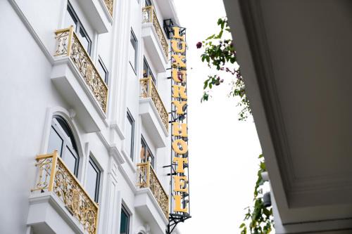 Gia Lam Hotel | Luxury Hotel - Số 3 , Ngõ 12 Nguyễn Khiêm Ích , Trâu Quỳ , Gia Lâm , Hà Nội