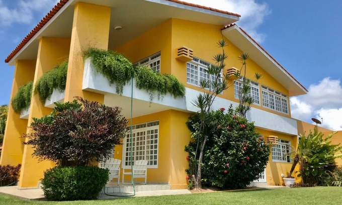 Tamandare House | Elegant House with Pool and Ocean View in Carneiros