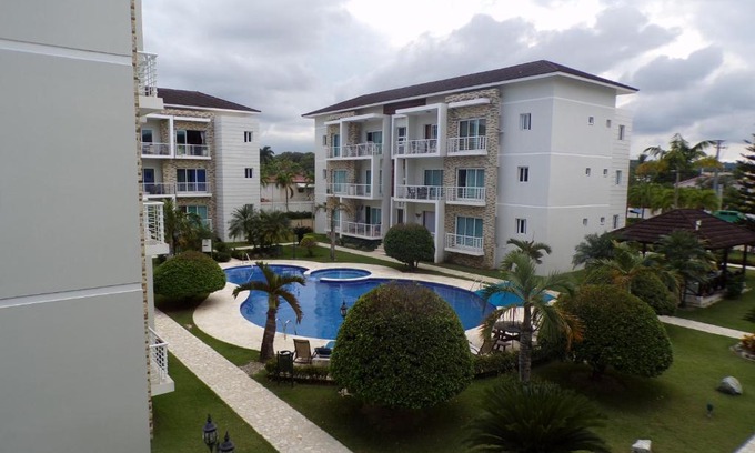 La Esplanada Apartment | Indulge in Caribbean Luxury with Ocean Views & Hot Tub