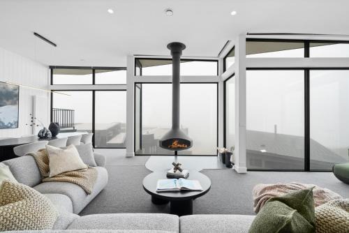 Hotham Heights Ski Chalet | Exclusive KH Chalet: Ideal for Families and Adventurers