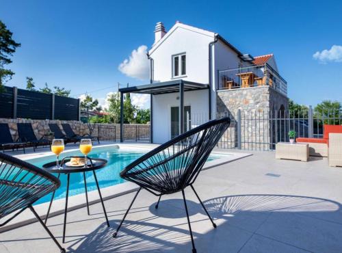 Krk Villa | Luxury Krk Villa with Private Pool and Gardens