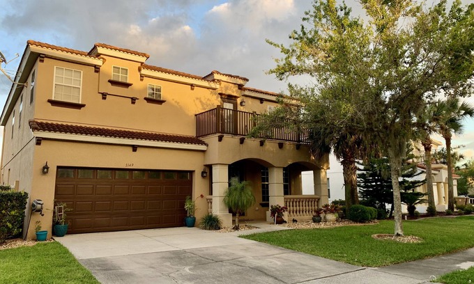 Buena Ventura Lakes House | Elegant Lake Home with Private Pool & Spa Near Parks