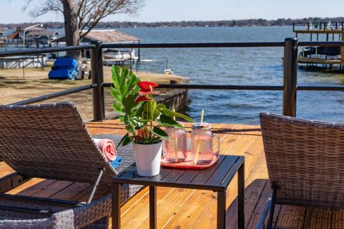 Cedar Creek Reservoir House | Elegant Lakefront Retreat with Family and Pet-Friendly Amenities