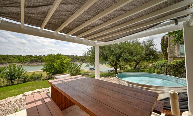 Spicewood House | Beautiful Lakefront Escape with Private Dock & Pool