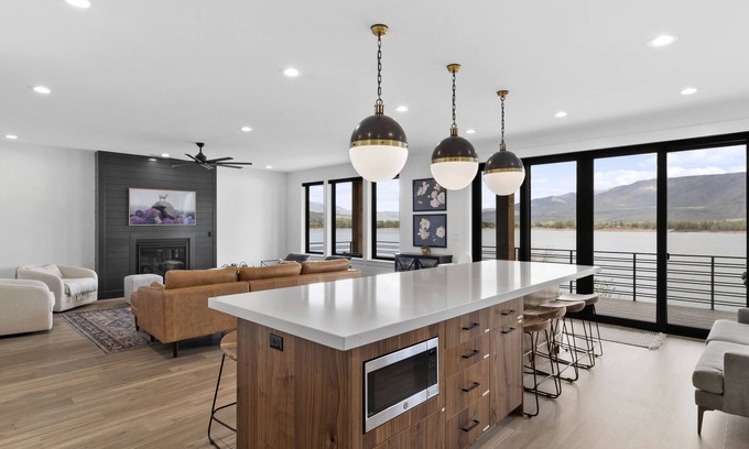 Ogden House | Premier Lakefront Ski Home Near Top Resort Destinations